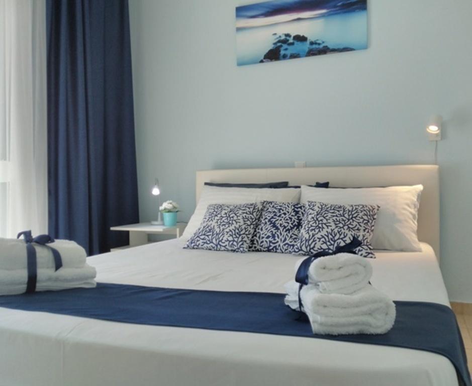 Stratis Summertime Apartment ลีเมนาส ภายนอก รูปภาพ