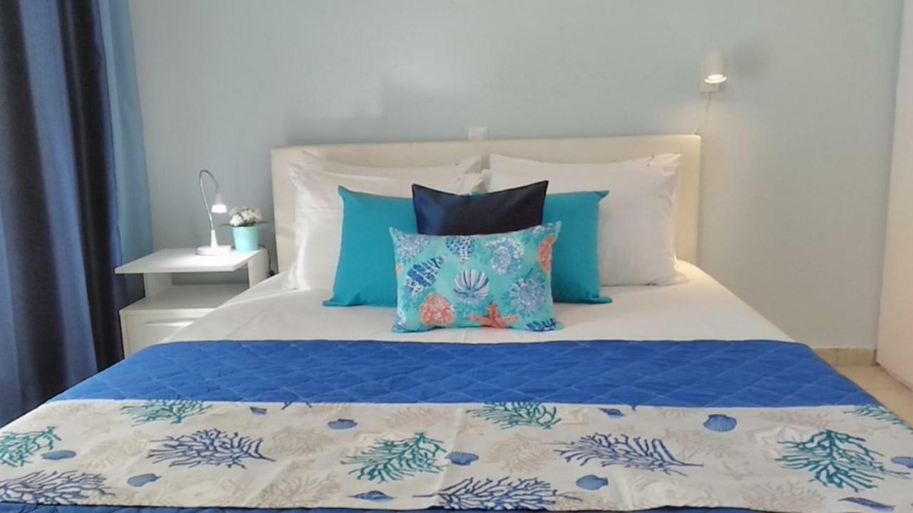 Stratis Summertime Apartment ลีเมนาส ภายนอก รูปภาพ
